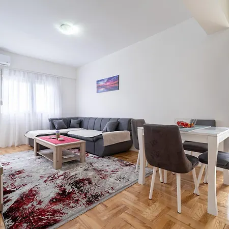 Tuski Put Apartman Apartment *